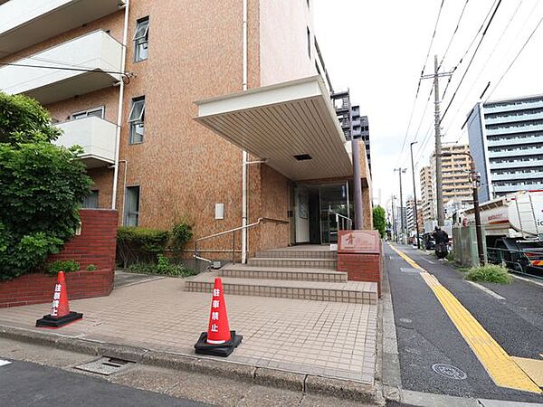 エントランスを拡大表示