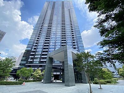外観：2009年（平成21年）築・住友不動産旧分譲×竹中工務店施工