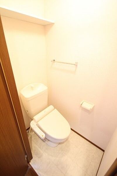 画像12:シャワー付トイレ