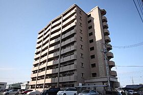 香川県高松市木太町（賃貸マンション1K・3階・33.61㎡） その1