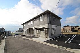 香川県高松市上林町（賃貸アパート2LDK・1階・53.28㎡） その1