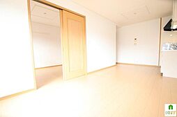 高松琴平電気鉄道志度線 原駅 徒歩6分の賃貸アパート 2階2LDKのリビング/ダイニング