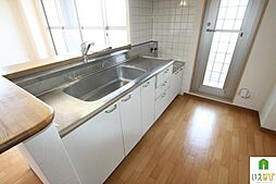 フィネス秀 1階3LDKのリビング/ダイニング