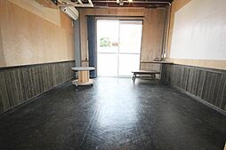 MKドリーム 1階ワンルームのリビング/ダイニング