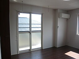 グランテラス上郷 3階ワンルームのリビング/ダイニング