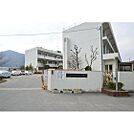 小学校「広島市立亀山南小学校まで1372ｍ」
