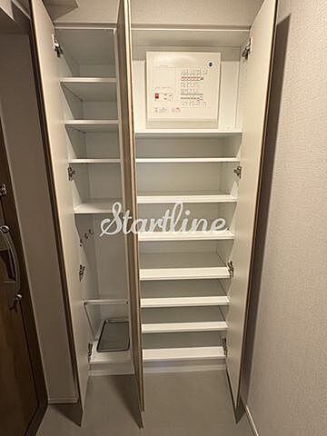 収納