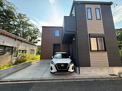 外観:令和5年築の築浅の物件!モダンなかっこいい雰囲気の外観です。 外観:令和5年築の築浅の物件!モダンなかっこいい雰囲気の外観です。