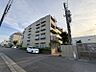 外観：周辺の街並みに馴染む、安心感のある佇まいです♪