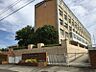 周辺：諸輪中学校まで徒歩約16分