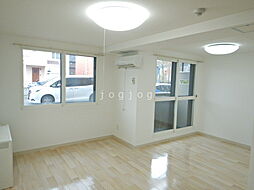 ＶＩＣＴＯＲＩＡVI 106 1階2LDKのリビング/ダイニング