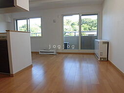 ＶＩＣＴＯＲＩＡVIII 302 3階2LDKのリビング/ダイニング