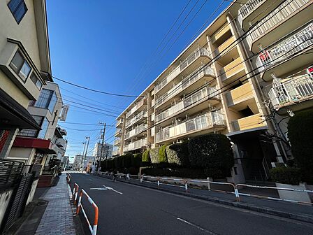 現地に足を運んで頂けた時には、実際に周辺をご自由に散策して頂けます事をお勧め致します。