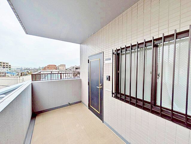 玄関 サンレイ高野台 4階/-