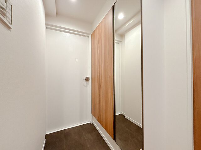 玄関 サンシティＪ棟 8階/-