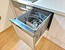 設備：家事の時短に役立つ食洗機。省スペースのビルトインタイプを採用致しました。