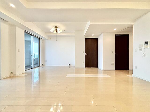 リビング/ダイニング アウルタワー 17階/-