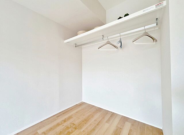 収納 清新南ハイツ12号棟 8階/-