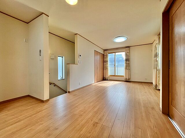 リビング/ダイニング 荒川区西日暮里6丁目