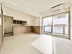 ロワール北千住 3LDKのリビング/ダイニング