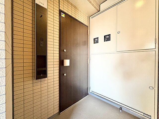 玄関 イニシア北千住 7階/-