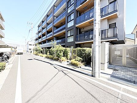 現地に足をお運びいただいた際には、周辺散策などをお勧めいたします。