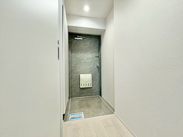 玄関を拡大表示