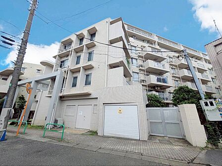 現地に足をお運びいただいた際には、周辺散策などをお勧めいたします。