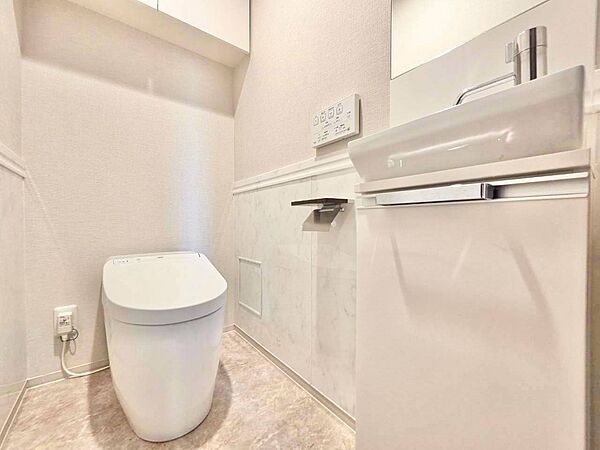 トイレを拡大表示