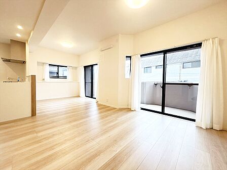 快適に過ごす毎日を求めて、暮らしの中でご自身の「マイホーム」に創り上げてください。