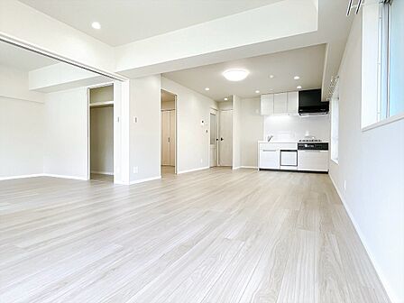 居心地の良い空気感は、暮らしのステージを彩り、心からのやすらぎと満足感を与えてくれます。