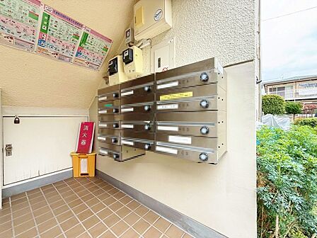 郵便物を受け取るための郵便受けも、きちんと管理されています。