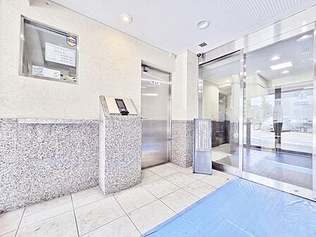 エントランスは、毎日の行き帰りで使う大事な空間です。