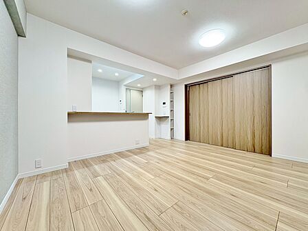 飾り過ぎないシンプルな内装と偏り過ぎないデザインで統一しました。
