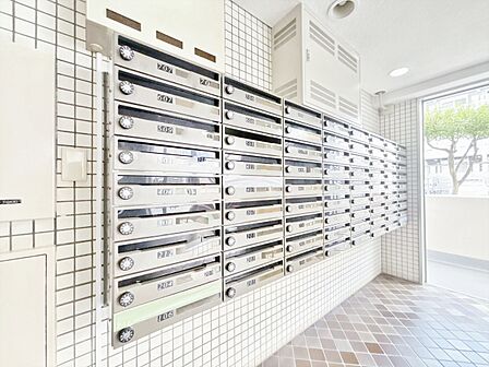 郵便物を受け取るための郵便受けも、きちんと管理されています。