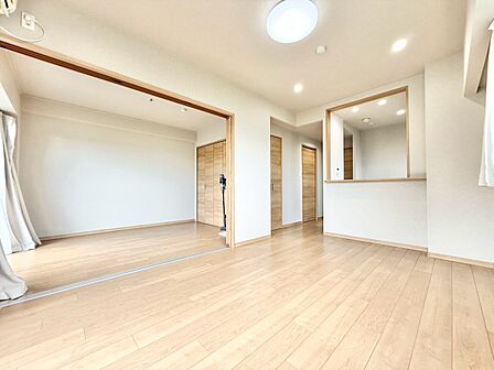 居心地の良い空気感は、暮らしのステージを彩り、心からのやすらぎと満足感を与えてくれます。