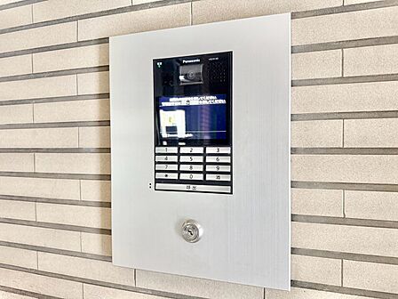 住まう人々のセキュリティを考慮した安心の防犯設備。