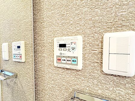 浴室乾燥機がついていますので、入浴後の湿気対策も安心です。