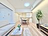 リビング/ダイニング：豊かな居住性と、安心感を満たすクオリティが見事に調和した住空間。