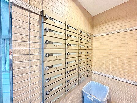 郵便物を受け取るための郵便受けも、きちんと管理されています。