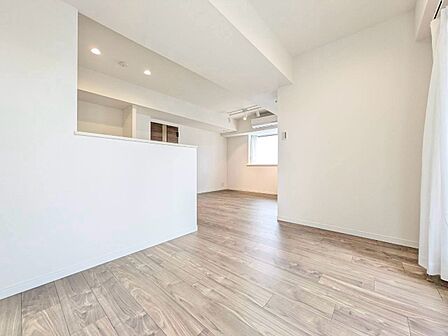豊かな居住性と、安心感を満たすクオリティが見事に調和した住空間。
