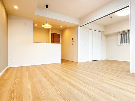 居心地の良い空気感は、暮らしのステージを彩り、心からのやすらぎと満足感を与えてくれます。