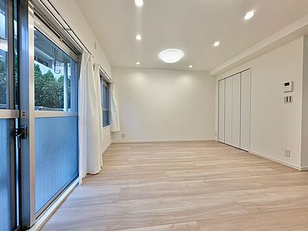 豊かな居住性と、安心感を満たすクオリティが見事に調和した住空間。