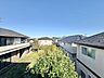 バルコニー：窓を開けると広がる青空。心をリフレッシュして日々を過ごしていきましょう。