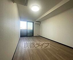 フラッティ烏丸十条 402 4階1Kのリビング/ダイニング