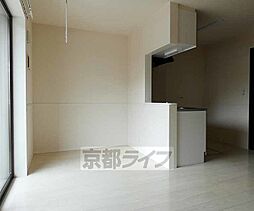 クオリア参番館 103 1階1LDKのリビング/ダイニング