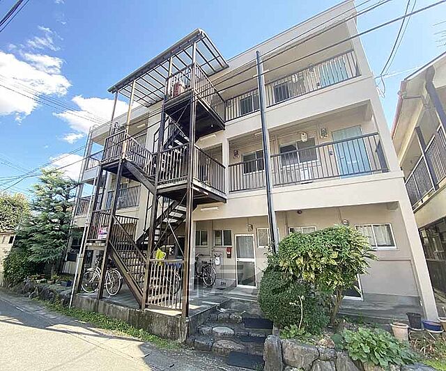 6 / 9