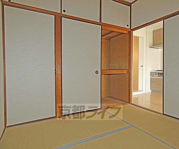 寝室