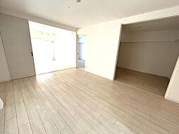 URアーバニア鶴舞第2 3階3LDKのリビング/ダイニング