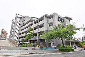 URアーバニア主税町